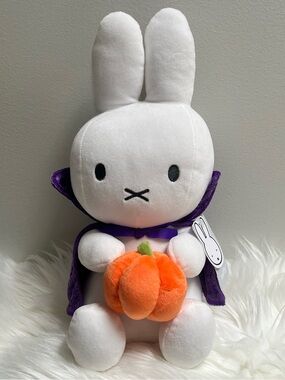 *BRAND NEW* Miffy Halloween Plush with Orange Pumpkin and Purple Cape